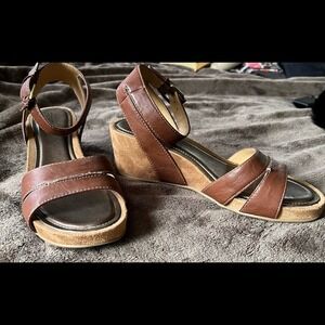Naturalizer N5 Comfort Wedge Sandals Size 9.5 M